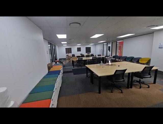 BUSINESS PROPERTY TO RENT IN VORNA VALLEY